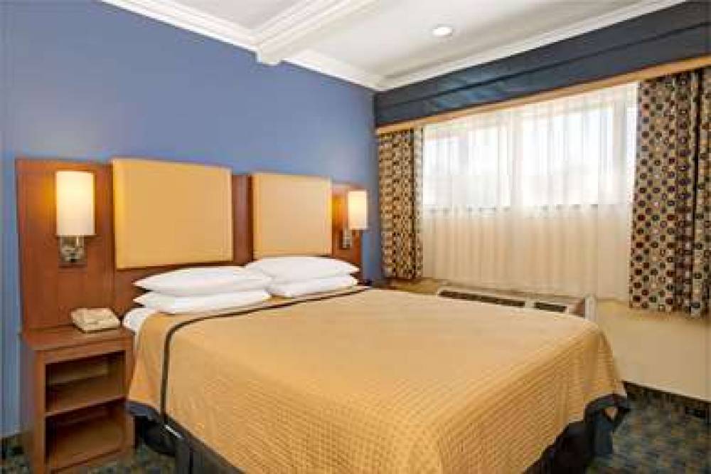 DAYS INN BY WYNDHAM SAN FRANCISCO - 9
