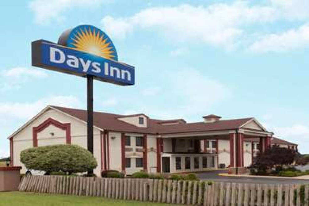 Days Inn By Wyndham Shawnee