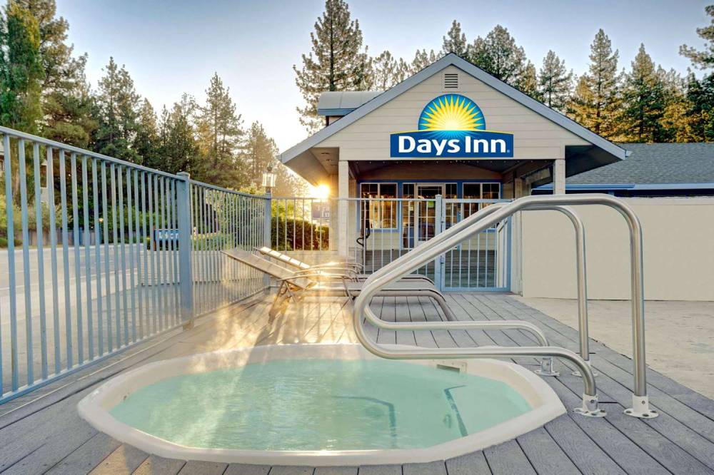 Days Inn By Wyndham South Lake Tahoe 1