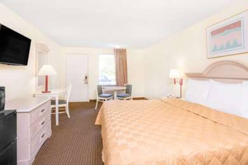DAYS INN BY WYNDHAM SPARTANBURG WAC 9