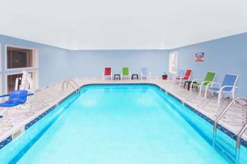 Days Inn By Wyndham Springfield 3