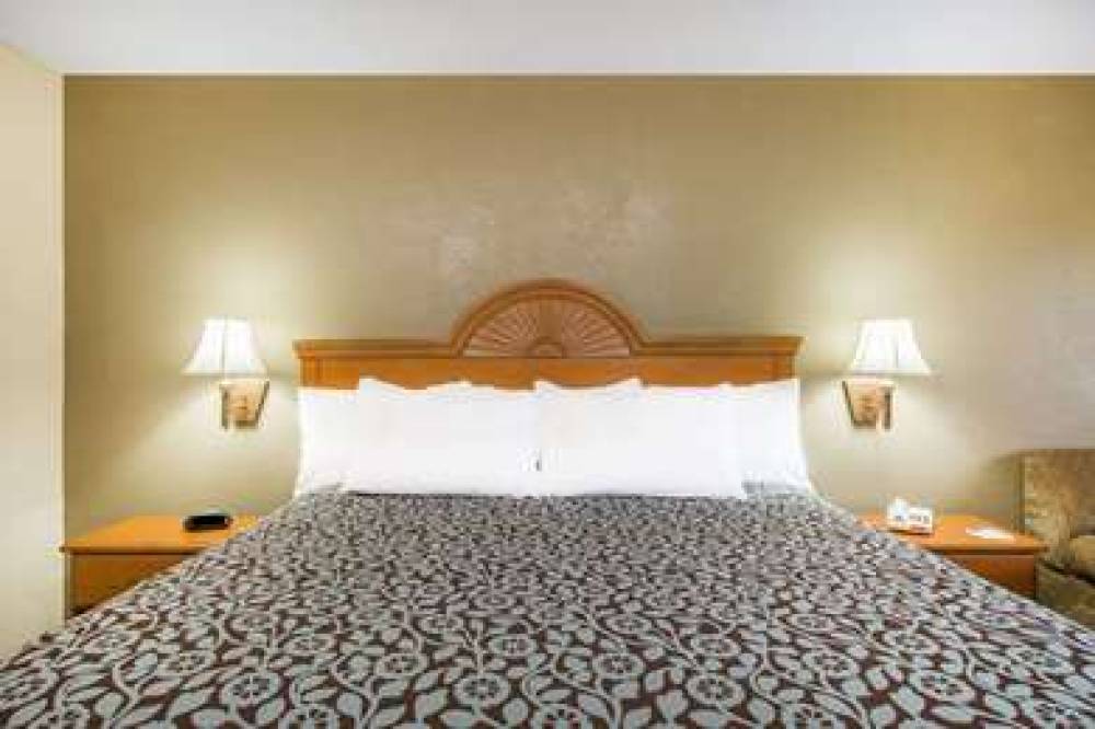 Days Inn By Wyndham Tallulah 10