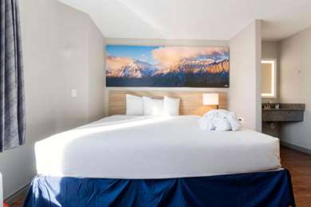 DAYS INN BY WYNDHAM THORNTON 1