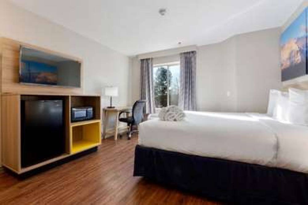 DAYS INN BY WYNDHAM THORNTON 8