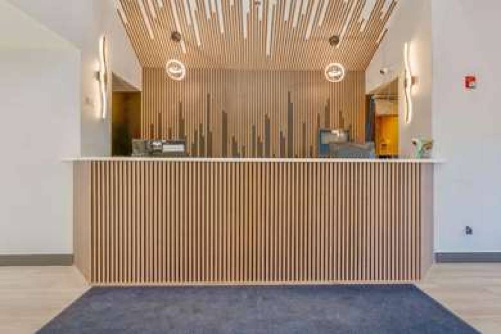 DAYS INN BY WYNDHAM THORNTON 5