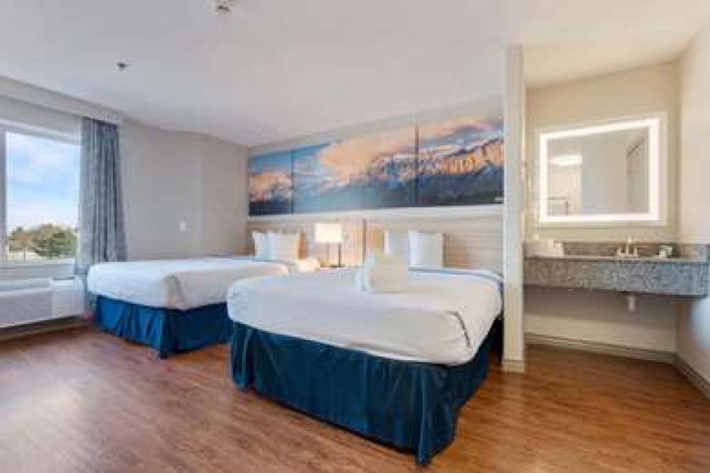 DAYS INN BY WYNDHAM THORNTON 9