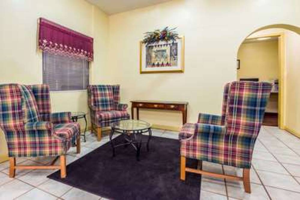 Days Inn By Wyndham Troy 7