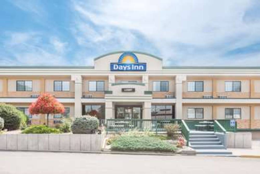 Days Inn By Wyndham West Rapid City