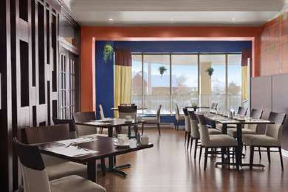 DAYS INN & CONFERENCE CENTRE BY WYN 5