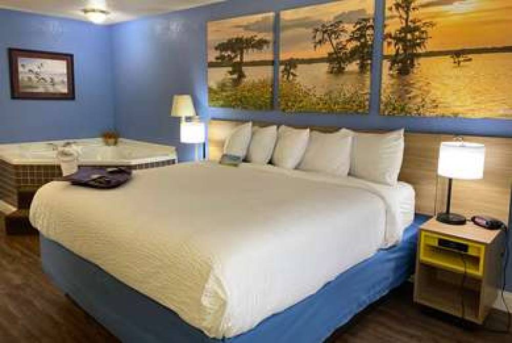DAYS INN FORDYCE 6