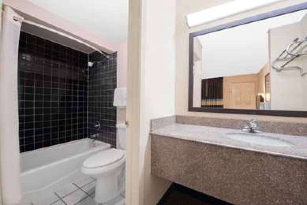 Days Inn Hobbs 4