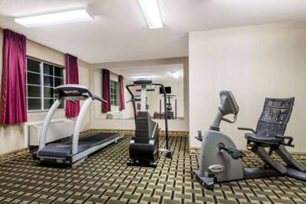 DAYS INN NORTON 3