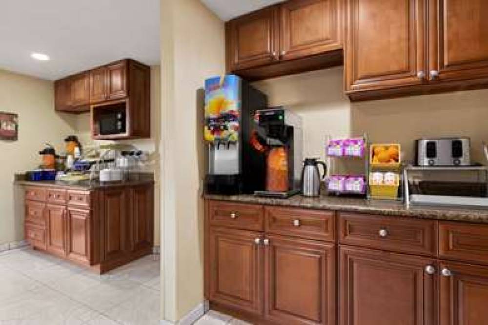 Days Inn Orange Park/Jacksonville 9