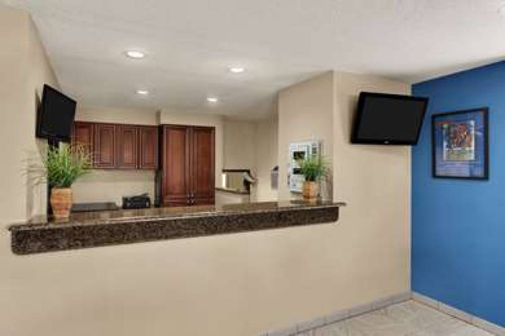 Days Inn Orange Park/Jacksonville 5