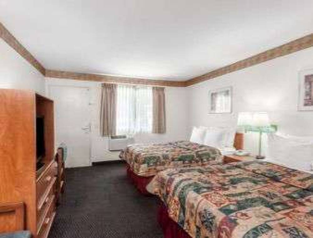 DAYS INN SAN MARCOS 10