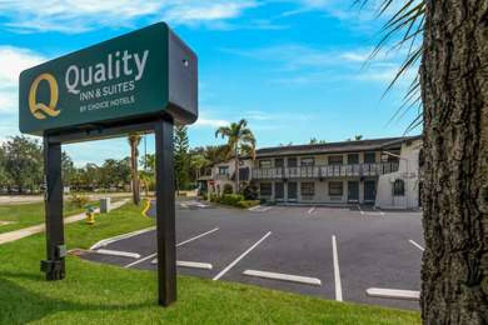 Days Inn & Suites By Wyndham Altamo