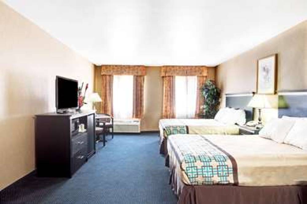 Days Inn & Suites By Wyndham Artesia 5