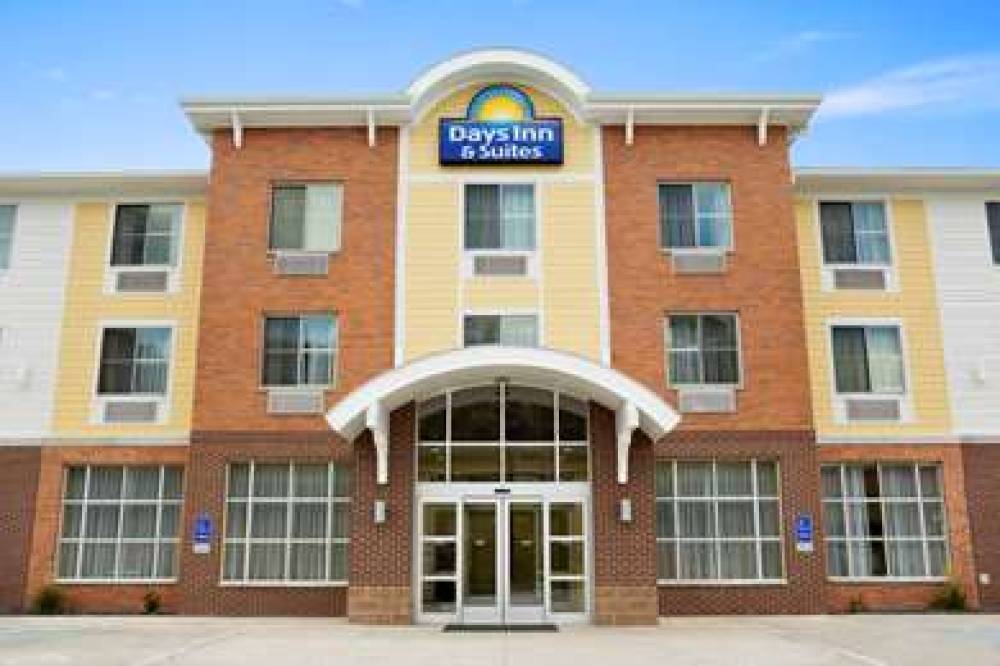 Days Inn & Suites By Wyndham, Caldw