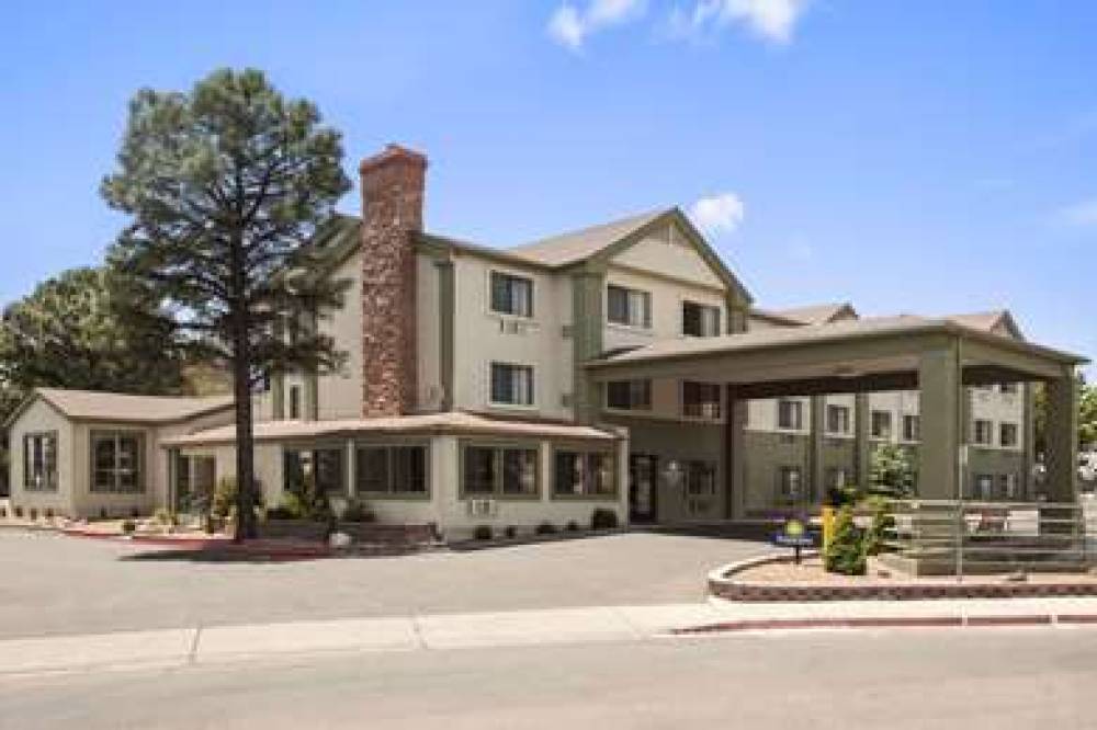Days Inn & Suites By Wyndham East Flagstaff
