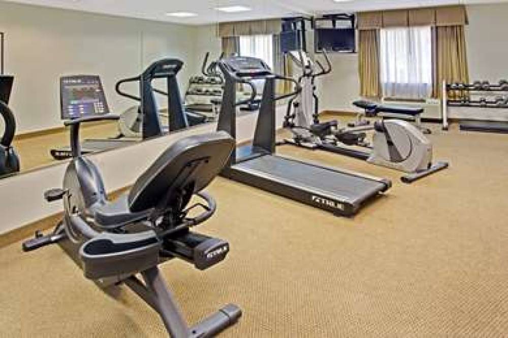 Days Inn & Suites By Wyndham Laurel Near Fort Meade 4
