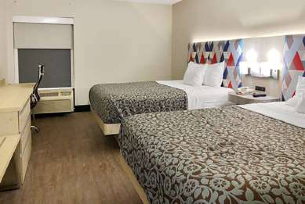 Days Inn & Suites By Wyndham Norcross 5