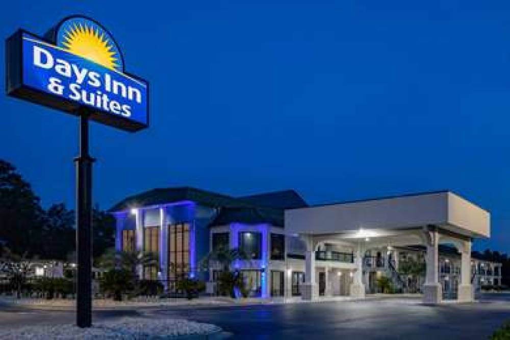 Days Inn & Suites By Wyndham Savann