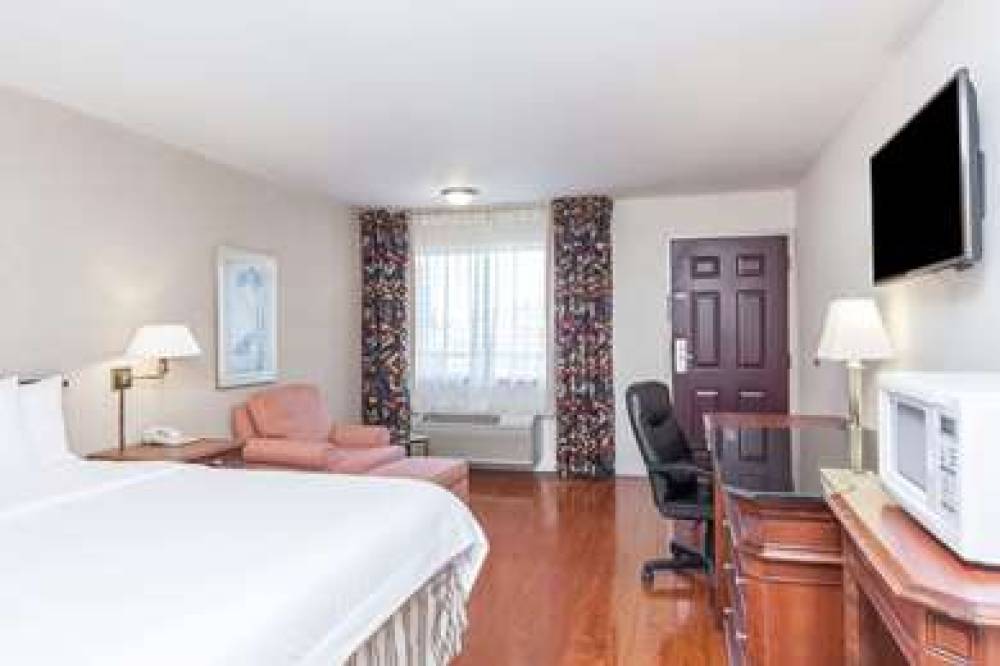 Days Inn & Suites By Wyndham Sunnyvale 7