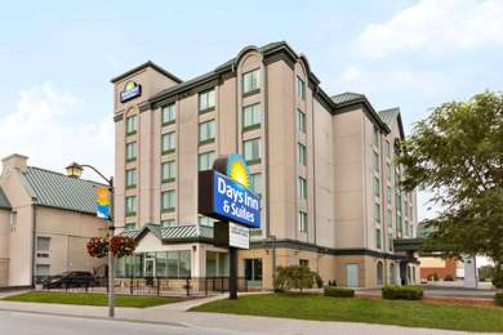 DAYS INN & SUITES - NIAGARA FALLS C 1