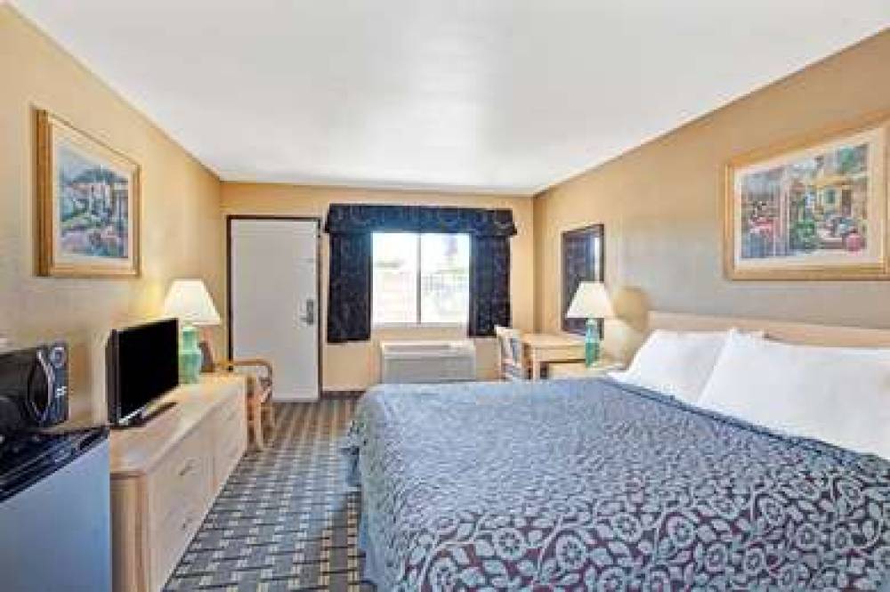 Days Inn Whittier Los Angeles 10