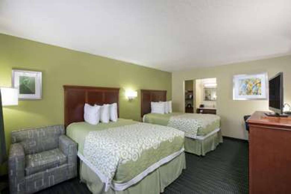 DAYS SUITES BIG SPRING 6