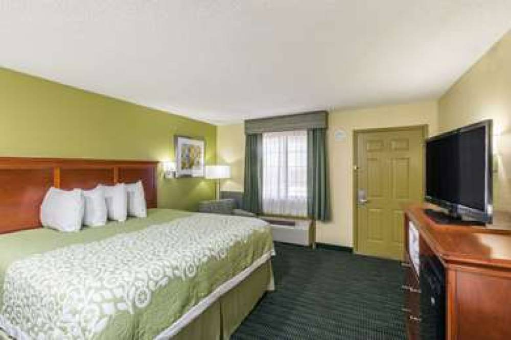 DAYS SUITES BIG SPRING 8