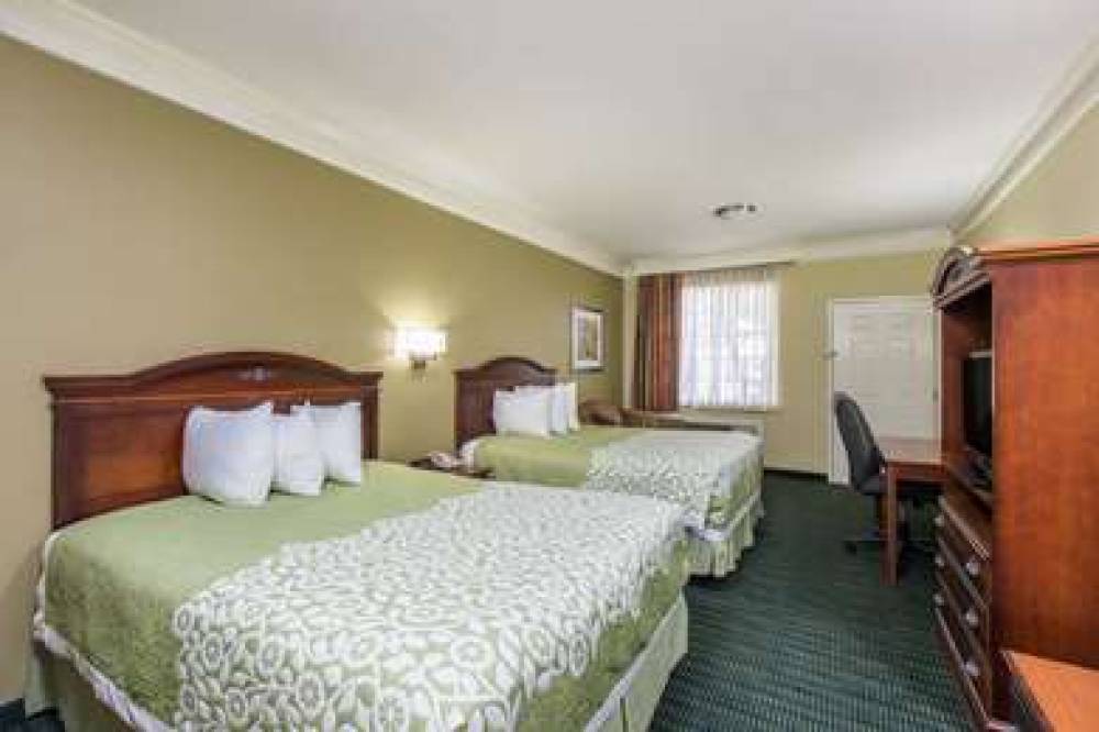 DAYS SUITES BIG SPRING 9