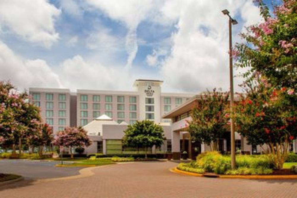 Delta Hotels By Marriott Chesapeake Norfolk 2