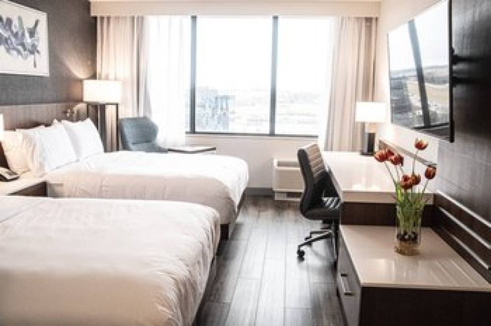 Delta Hotels By Marriott Cincinnati Sharonville 5