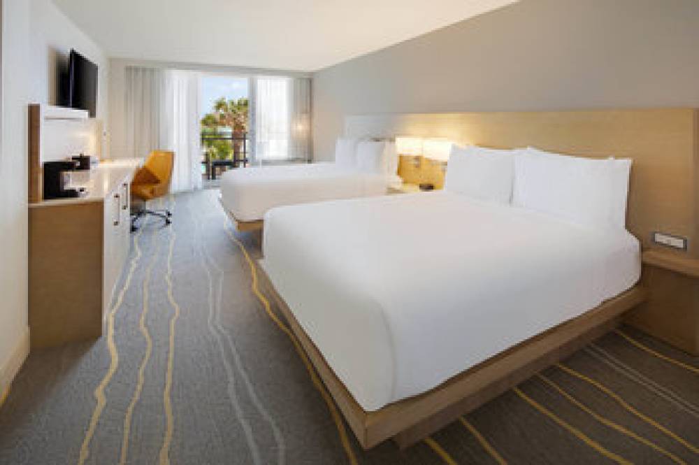 Delta Hotels By Marriott Daytona Beach Oceanfront 8