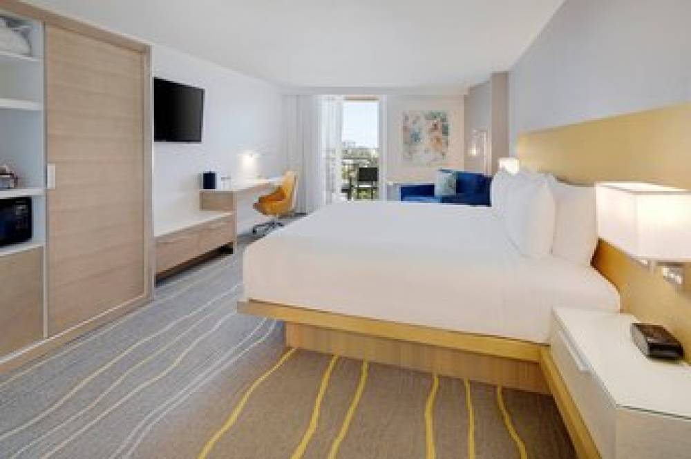 Delta Hotels By Marriott Daytona Beach Oceanfront 10