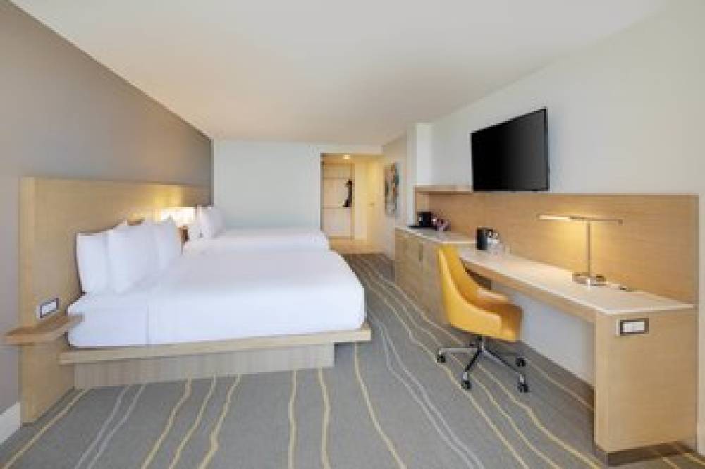 Delta Hotels By Marriott Daytona Beach Oceanfront 9