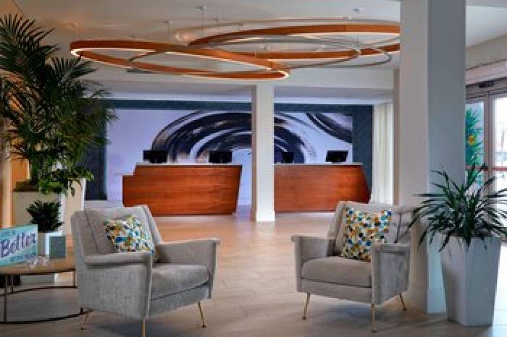 Delta Hotels By Marriott Daytona Beach Oceanfront 5