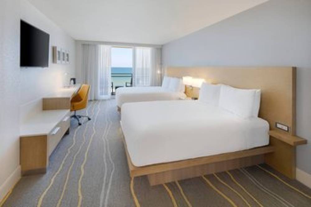 Delta Hotels By Marriott Daytona Beach Oceanfront 7