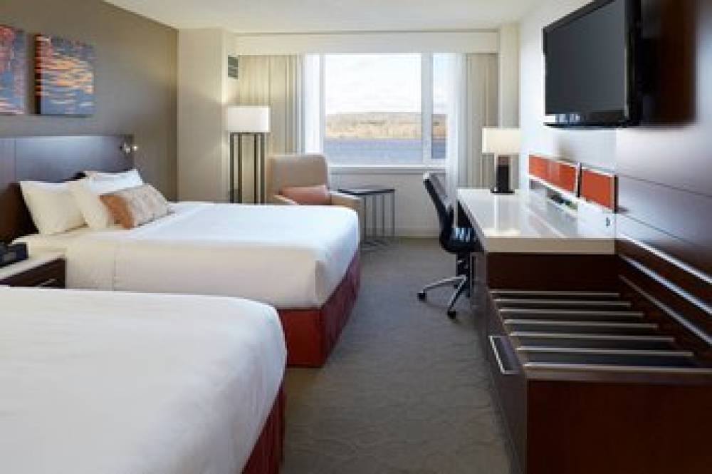 Delta Hotels By Marriott Fredericton 6