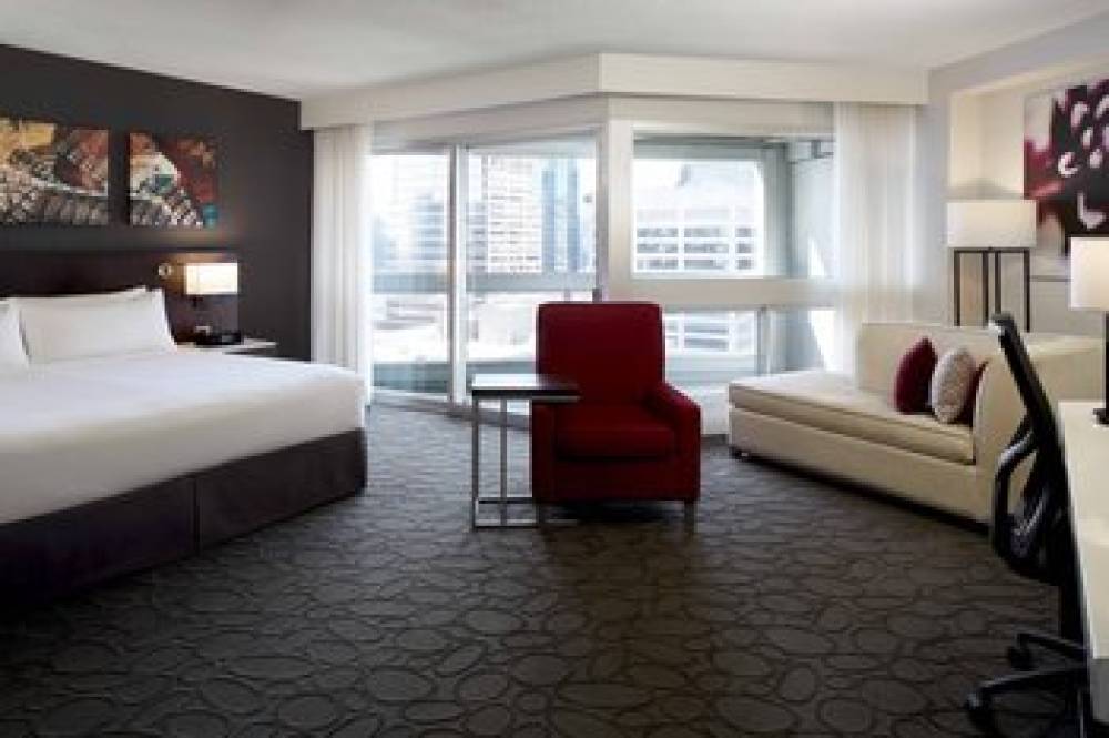 Delta Hotels By Marriott Montreal 5