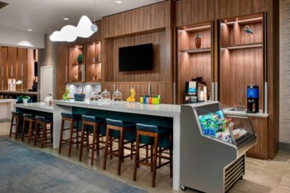 Delta Hotels By Marriott Richmond Downtown 6