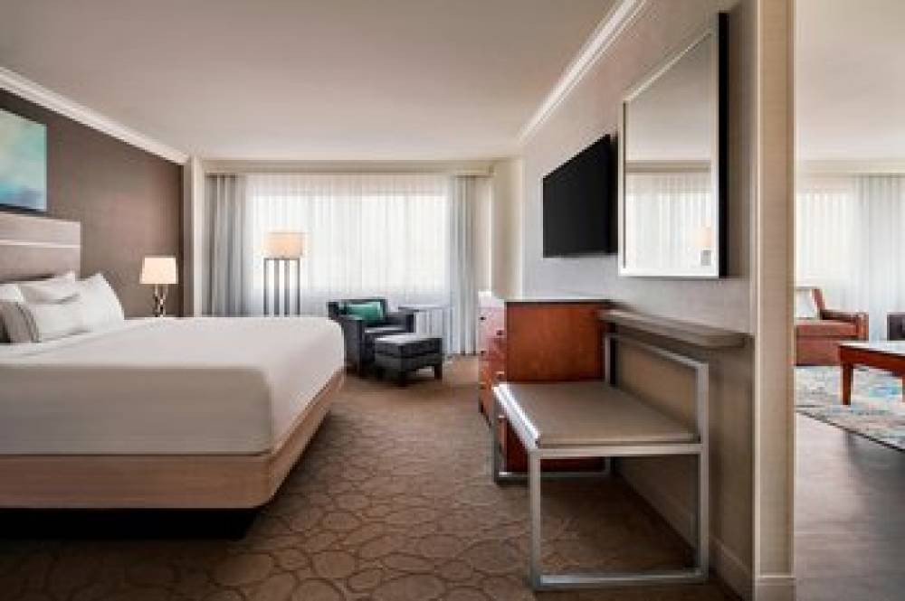 Delta Hotels By Marriott Richmond Downtown 4