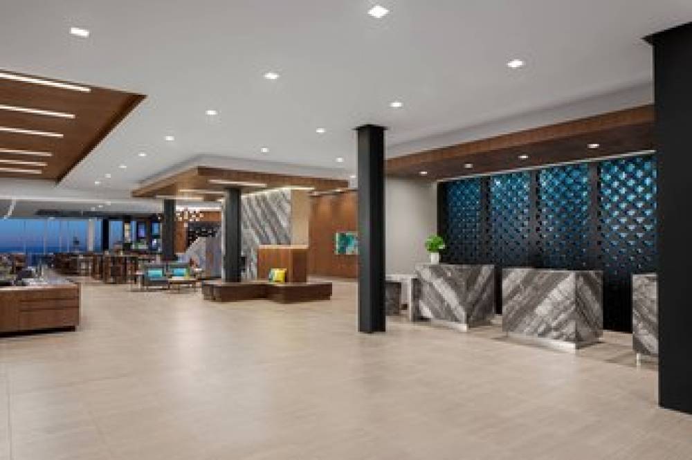 Delta Hotels By Marriott Thunder Bay 4