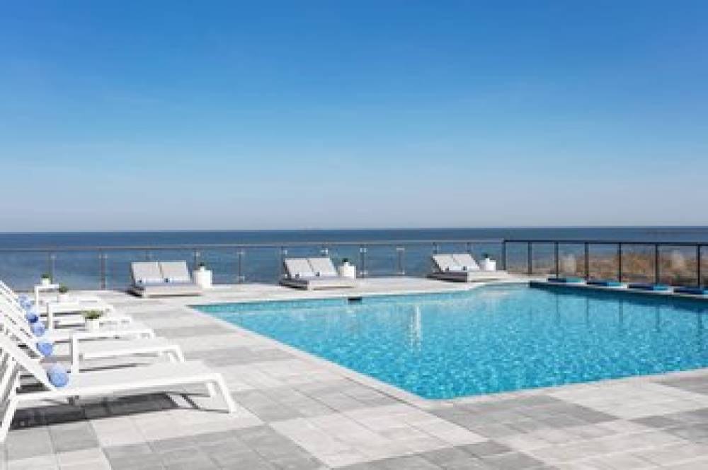 Delta Hotels By Marriott Virginia Beach Bayfront Suites 1