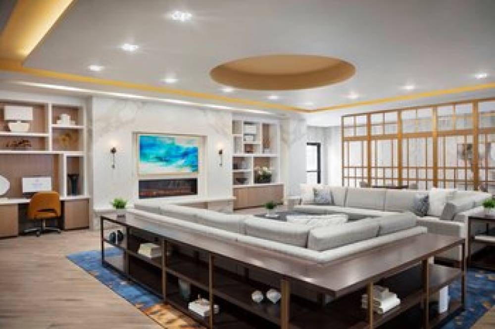 Delta Hotels By Marriott Virginia Beach Bayfront Suites 6