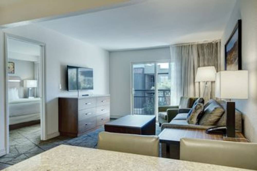 DESERT ROSE RESORT 3