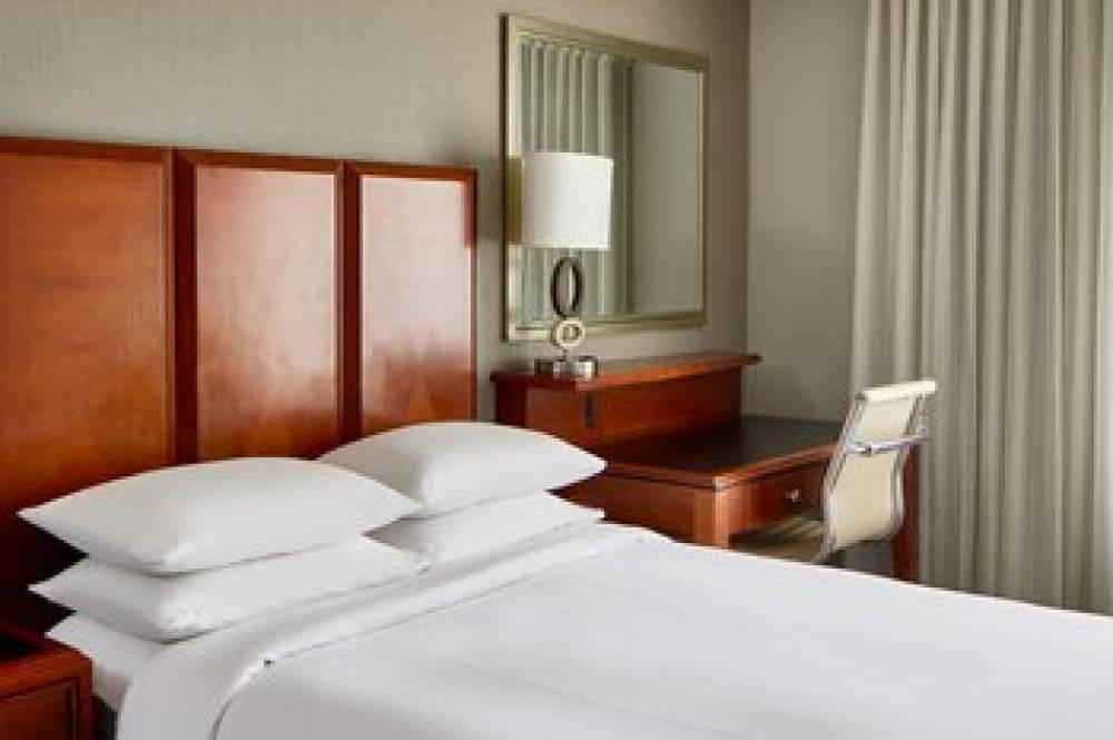 Detroit Metro Airport Marriott 9