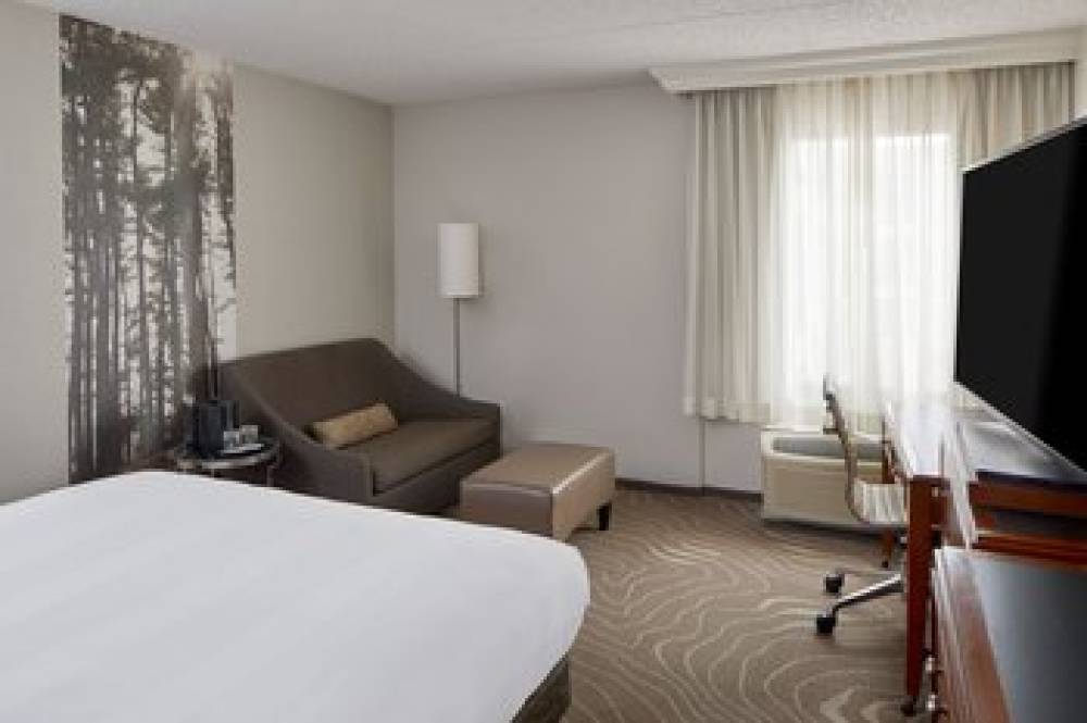 Detroit Metro Airport Marriott 5