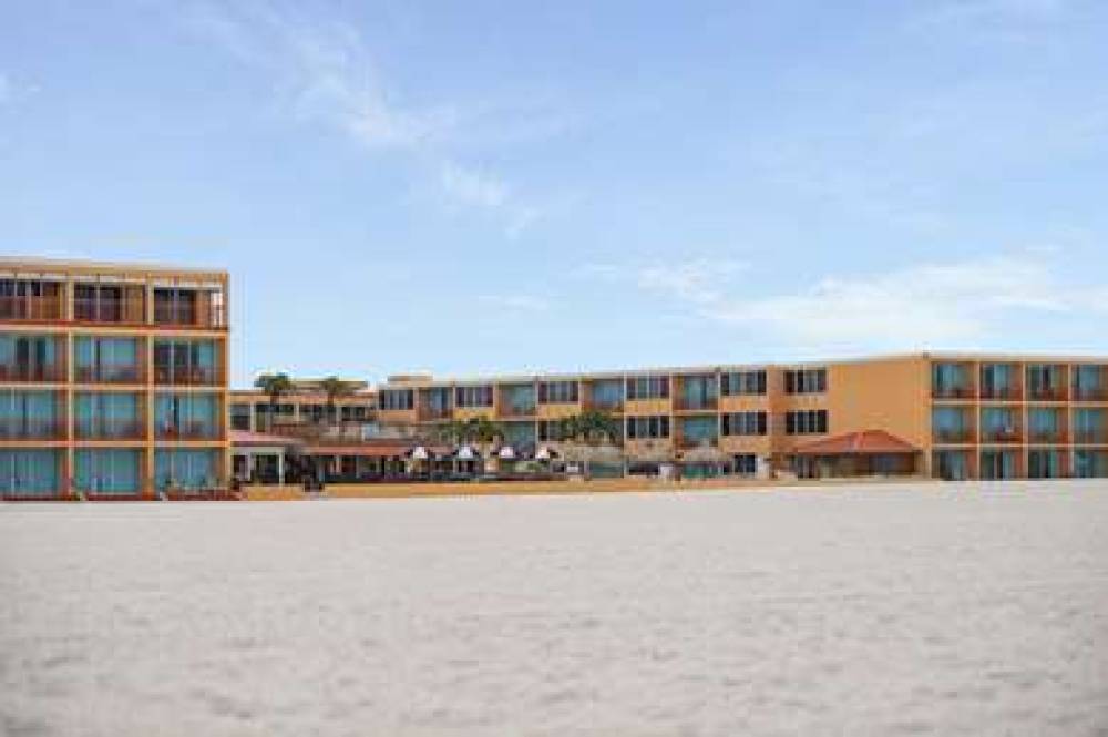 DOLPHIN BEACH RESORT 5